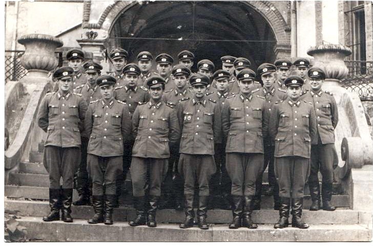 DDR East German — Who What Where Am I 67